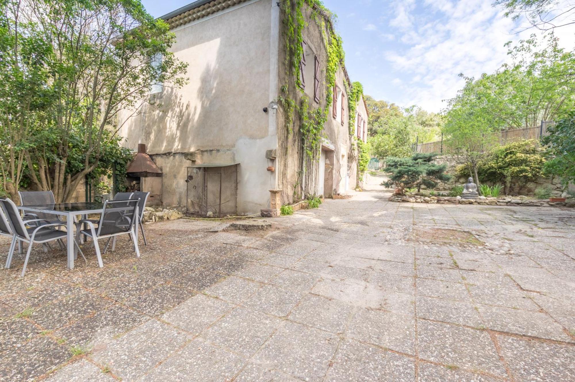 Maison Avec Piscine Location De Vacances Ferme Pedagogique Du Dolmen Le Pouget المظهر الخارجي الصورة
